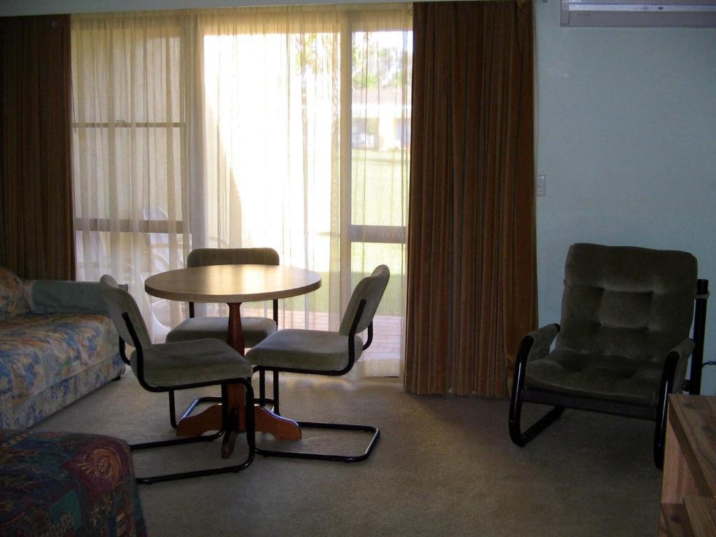 The Nambucca Motel Намбука Хедс Екстериор снимка